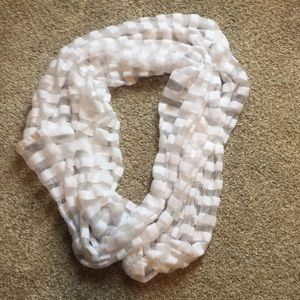 White infinity scarf